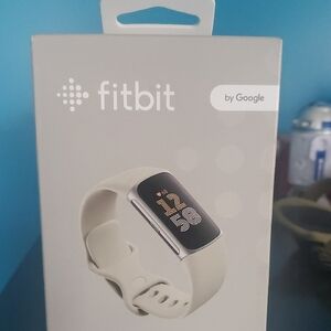 Fitbit Charge 6 Porcelain